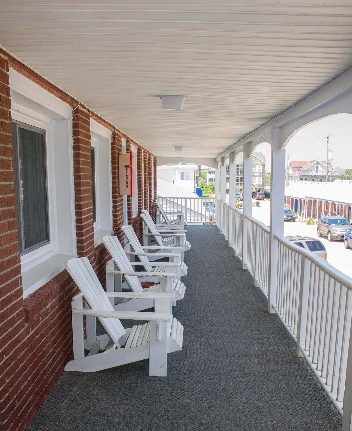 Colonial Inn Nags Head Exterior photo