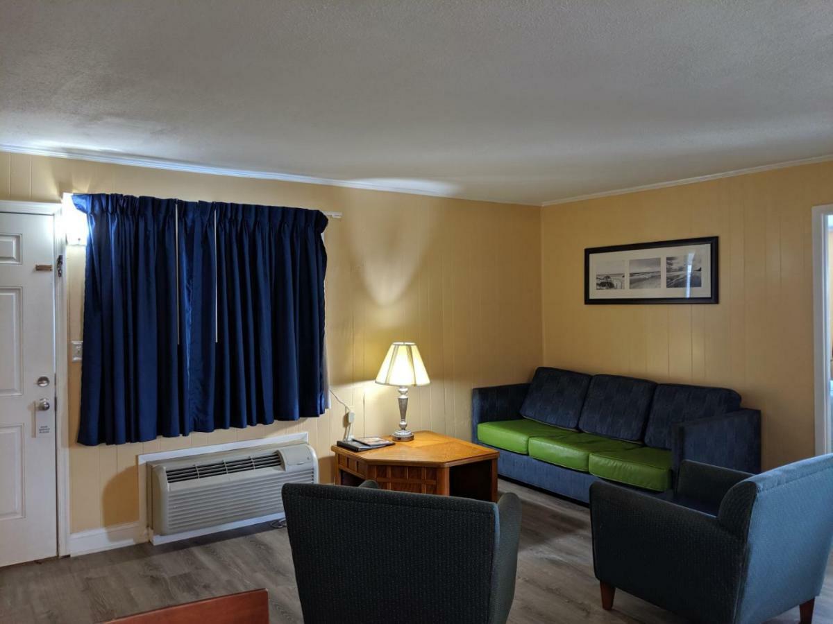 Colonial Inn Nags Head Exterior photo
