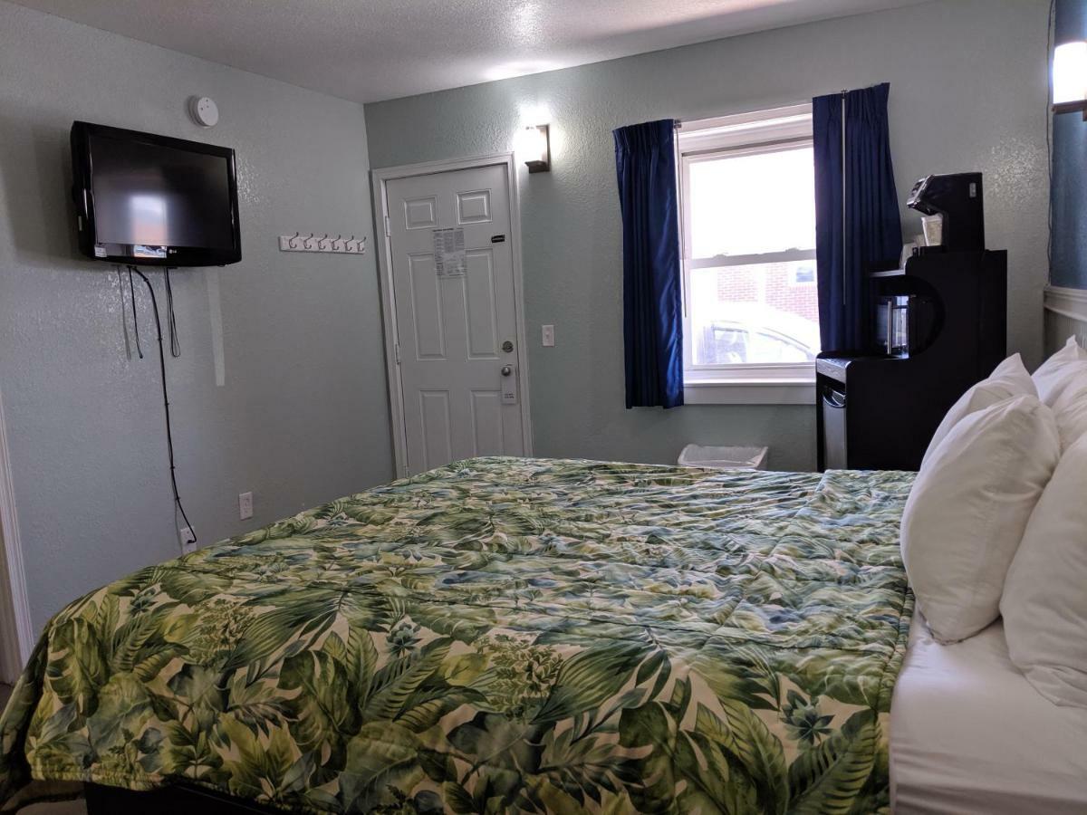 Colonial Inn Nags Head Exterior photo