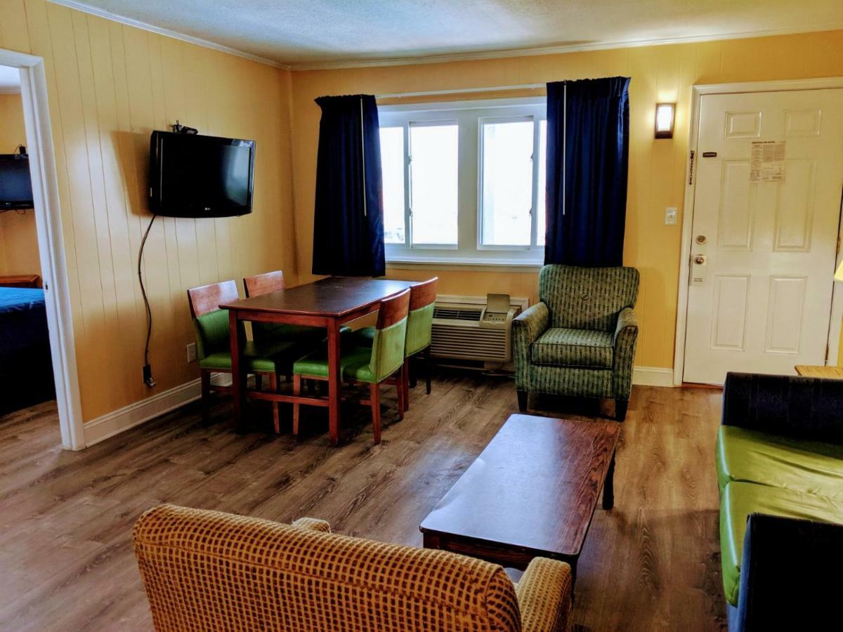 Colonial Inn Nags Head Exterior photo